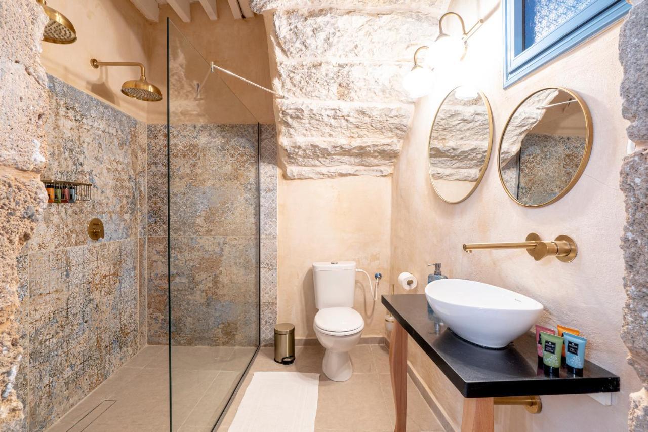 Arabesque House Bed & Breakfast Акра Екстериор снимка
